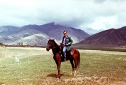 фото 25 - Рашид Чикаев, Иссык-Куль, в предгорьях у ущелья Кырчин, 1981 г.